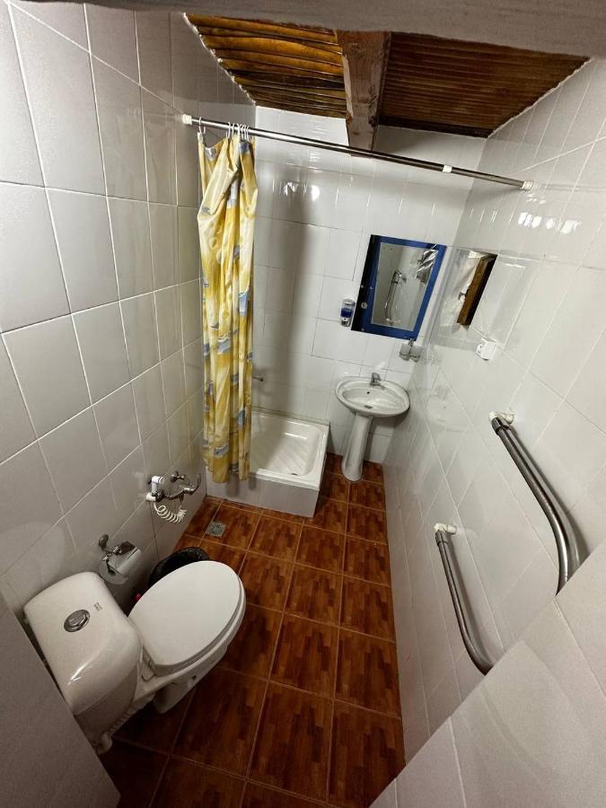 MEKHTAR AMBAR Caravan Sarai XIX Hotel Bukhara Bagian luar foto