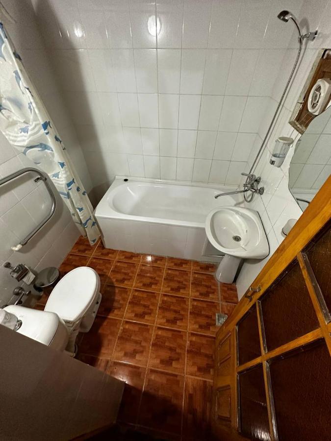 MEKHTAR AMBAR Caravan Sarai XIX Hotel Bukhara Bagian luar foto