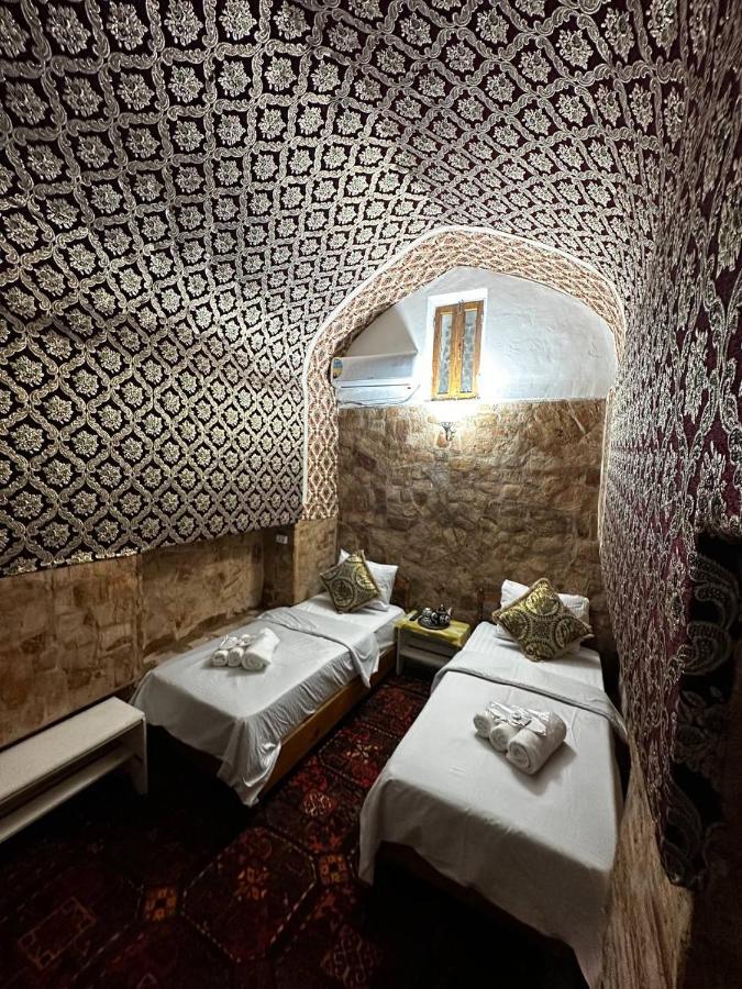 MEKHTAR AMBAR Caravan Sarai XIX Hotel Bukhara Bagian luar foto