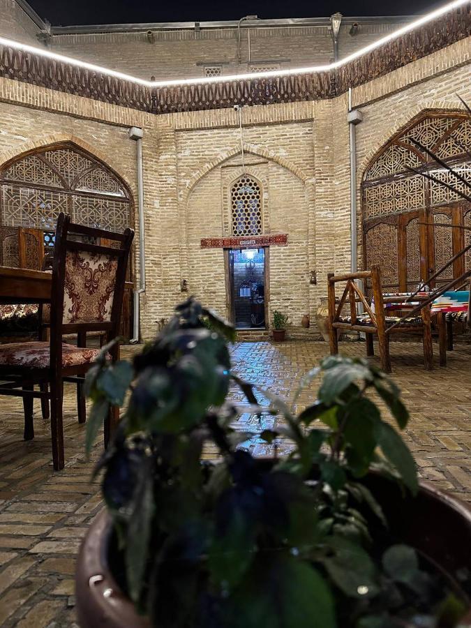 MEKHTAR AMBAR Caravan Sarai XIX Hotel Bukhara Bagian luar foto