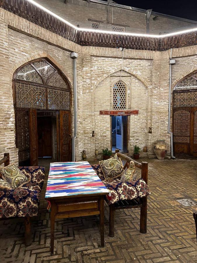 MEKHTAR AMBAR Caravan Sarai XIX Hotel Bukhara Bagian luar foto