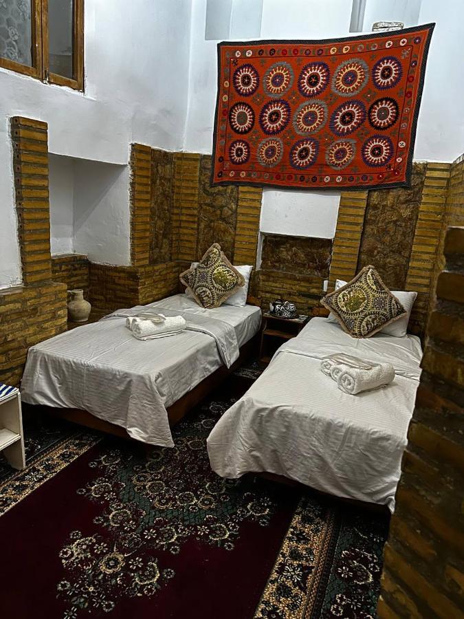 MEKHTAR AMBAR Caravan Sarai XIX Hotel Bukhara Bagian luar foto