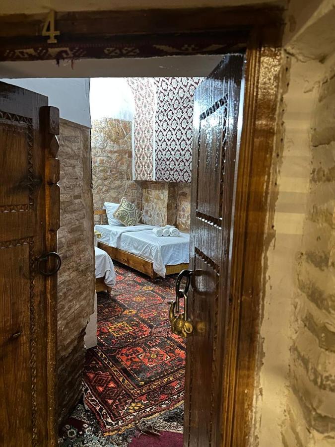 MEKHTAR AMBAR Caravan Sarai XIX Hotel Bukhara Bagian luar foto